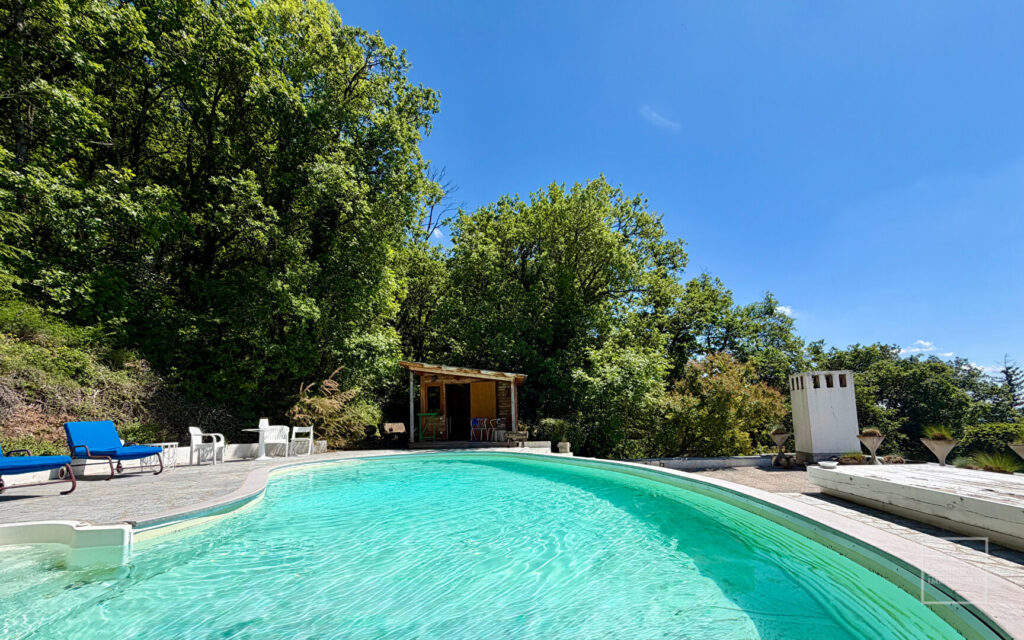 Limonest – 238 m² – Icône californienne des années 60 – vue exceptionnelle