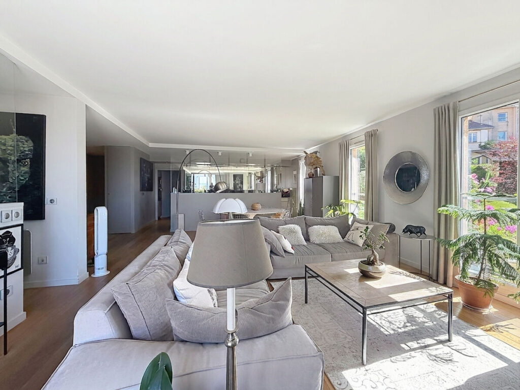 Saint Didier Au Mont D’Or, Appartement grand standing, terrasse panoramique de 116m²