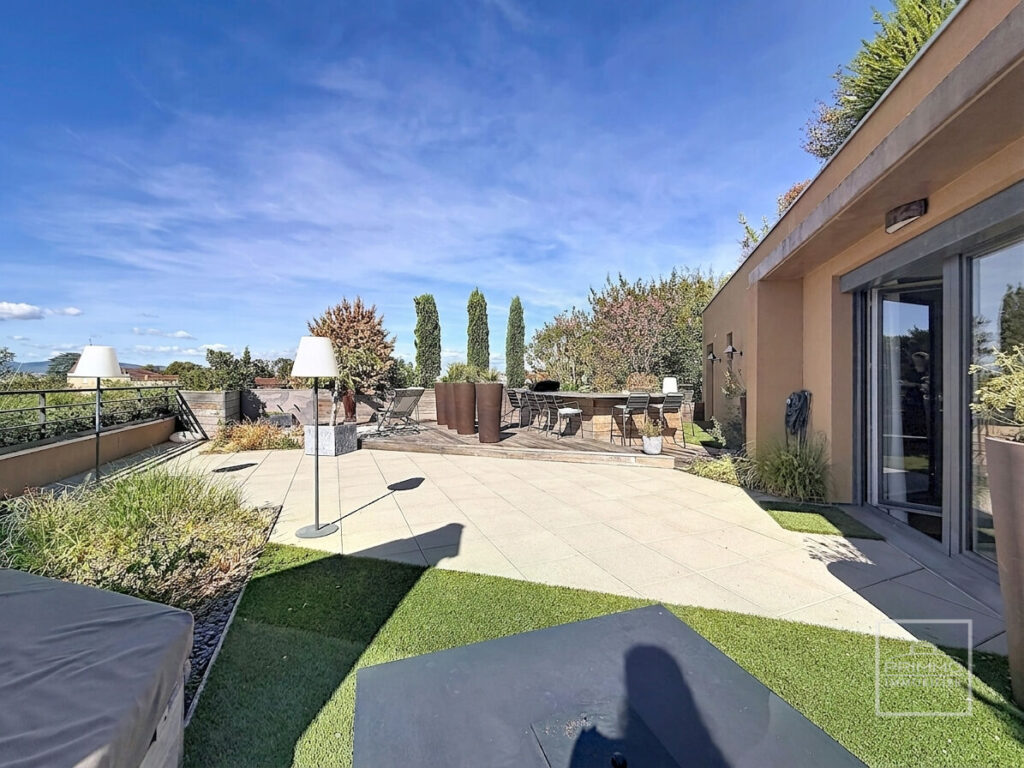 Saint Didier Au Mont D’Or, Appartement grand standing, terrasse panoramique de 116m²