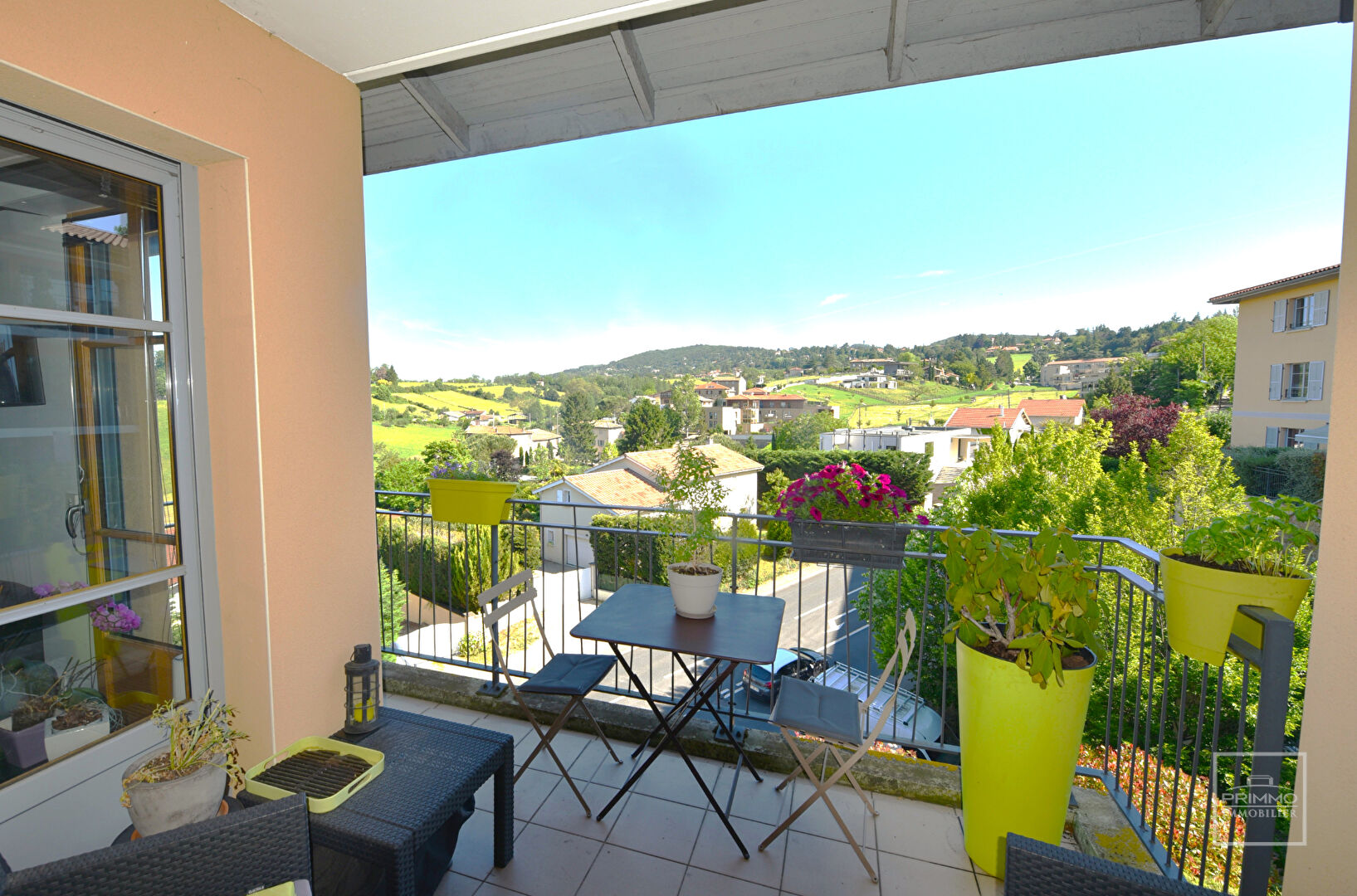 SAINT DIDIER AU MONT D&rsquo;OR T4 avec terrasse plein sud  Dernier étage, sans vis-à-vis, parc de 2,2 ha
