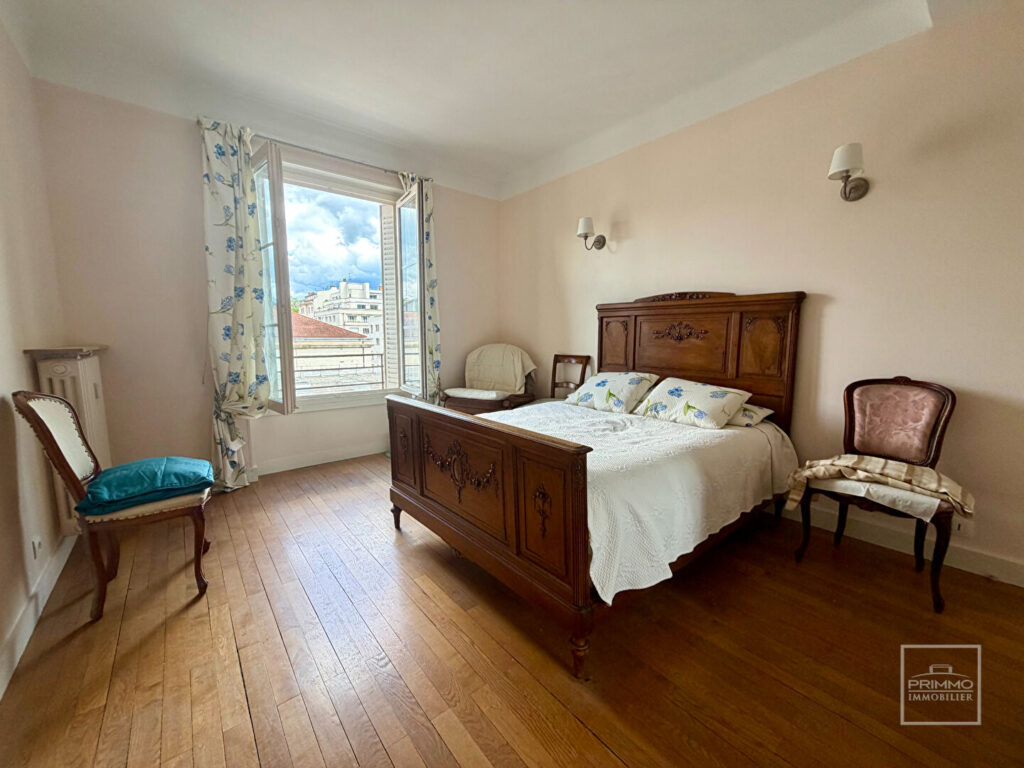 LYON 6, TRIANGLE D&rsquo;OR, 67.09m², ETAGE ELEVE, BALCON