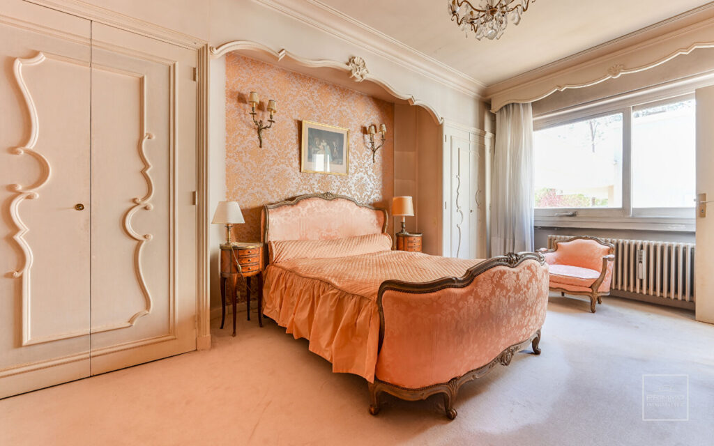 Saint Didier Au Mont D&rsquo;Or,  Maison d&rsquo;Architecte de 210m² sur un terrain plat d&rsquo;environ 3200m²
