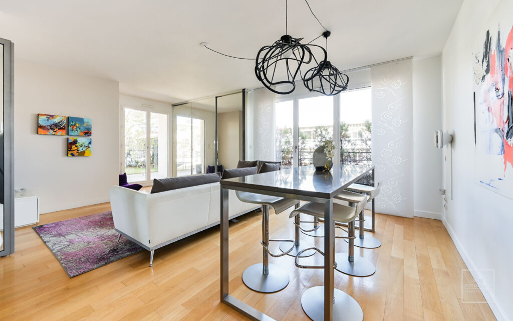 LYON 6, DUPLEX, DERNIER ETAGE, CLIMATISÉ, 116m² , TERRASSE 96m²