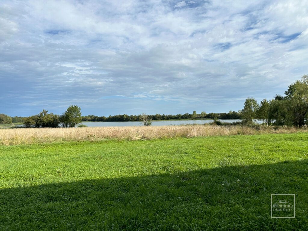 LAPEYROUSE, domaine d&rsquo;exception en DOMBES  118 hectares avec étang et terrain de chasse