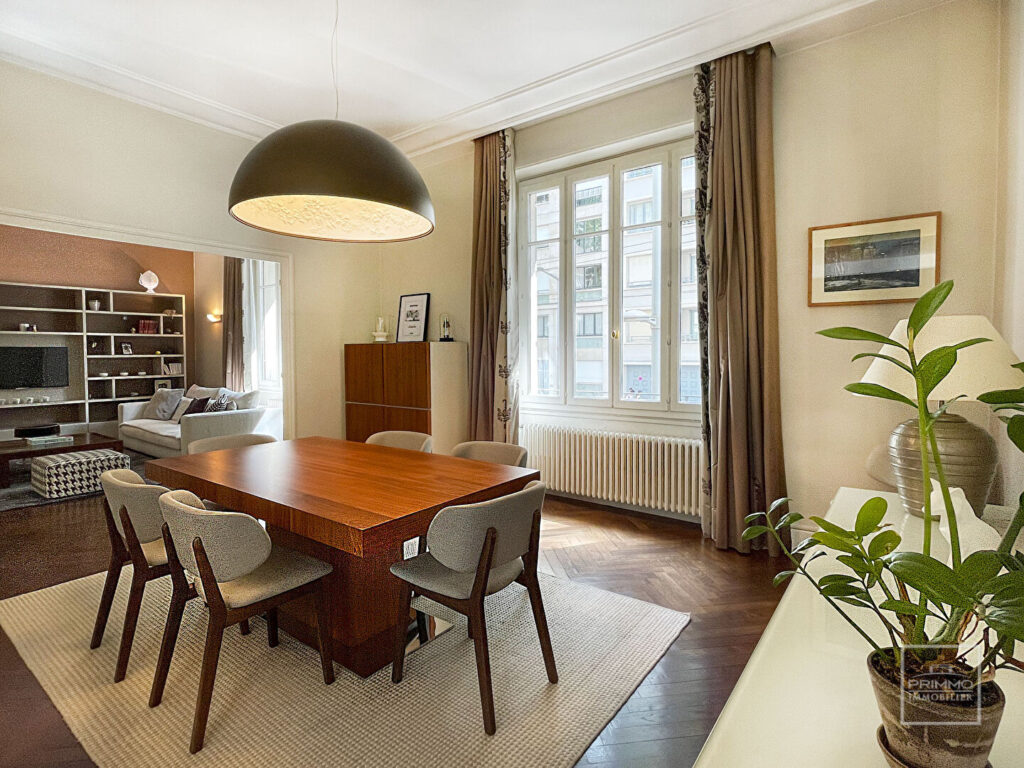 LYON 6, BD DES BELGES, ACCES DIRECT PARC,145.95m²