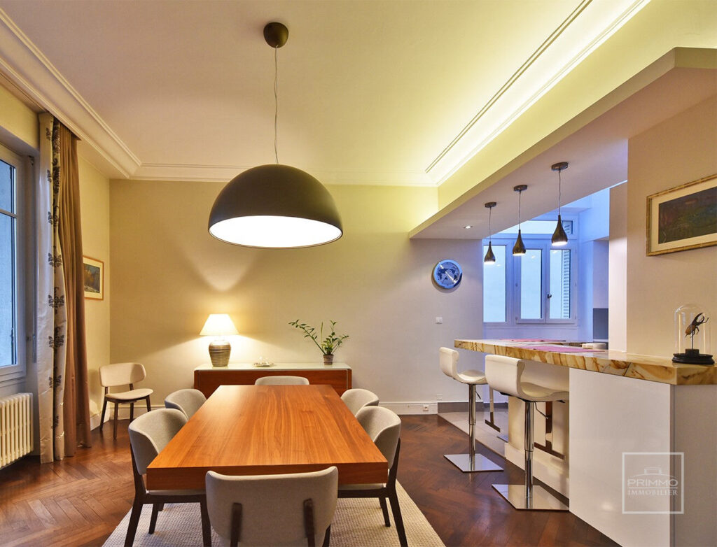 LYON 6, BD DES BELGES, ACCES DIRECT PARC,145.95m²