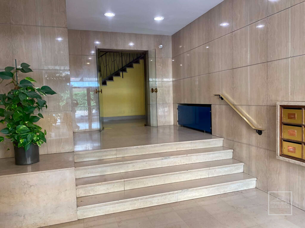 LYON 6, TETE D&rsquo;OR, 90.86 m², CAVE & GRENIER