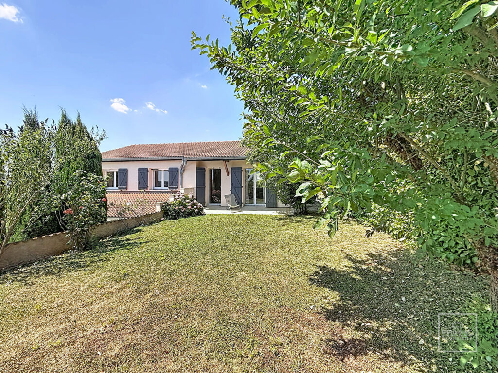 Dommartin – Maison non mitoyenne 5 pièces de 133 m² avec vue et sans vis à vis