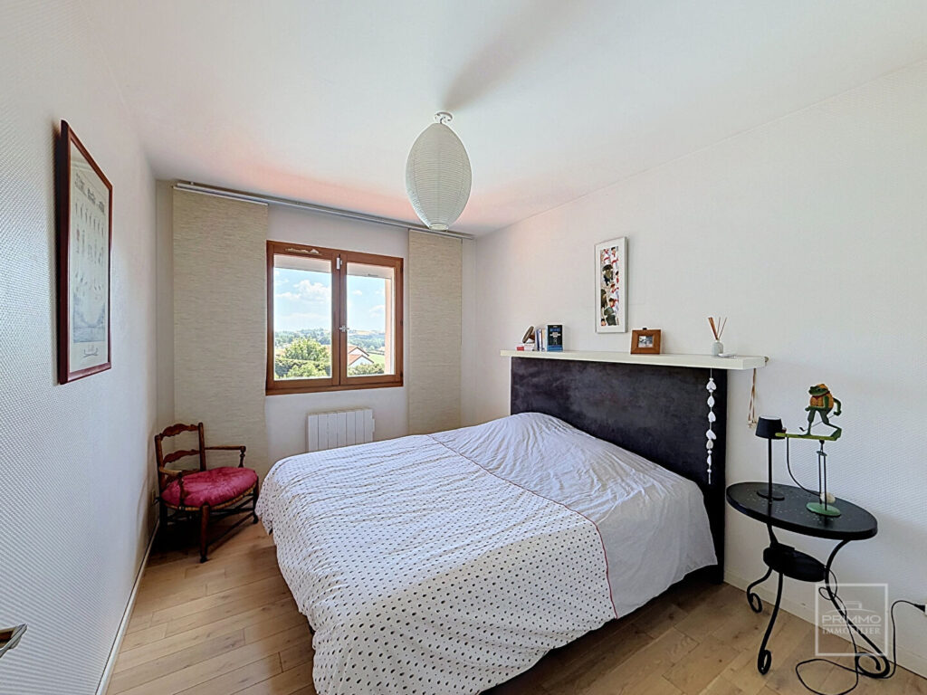 Dommartin – Maison non mitoyenne 5 pièces de 133 m² avec vue et sans vis à vis
