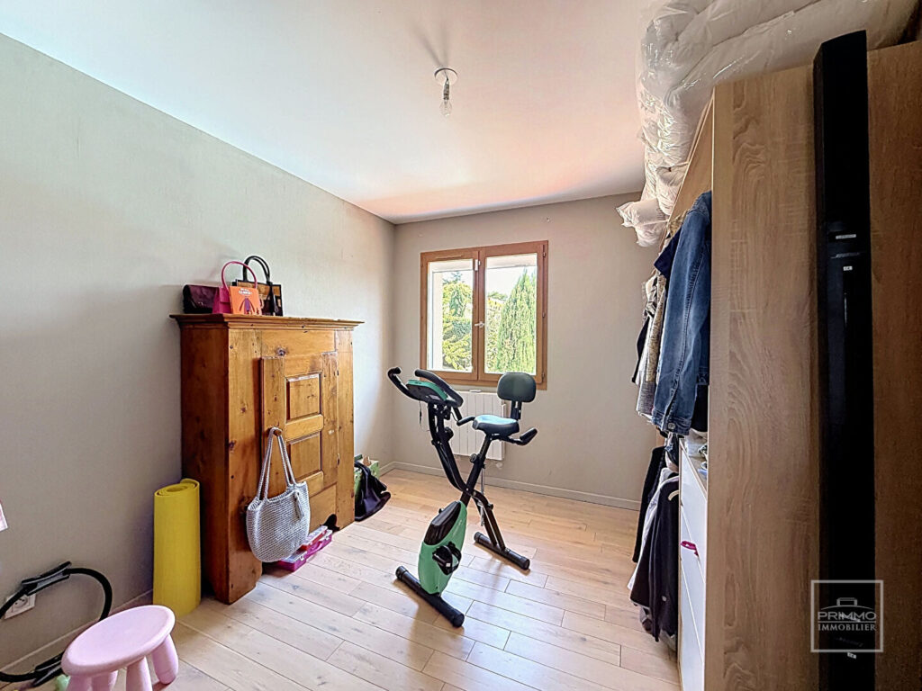 Dommartin – Maison non mitoyenne 5 pièces de 133 m² avec vue et sans vis à vis