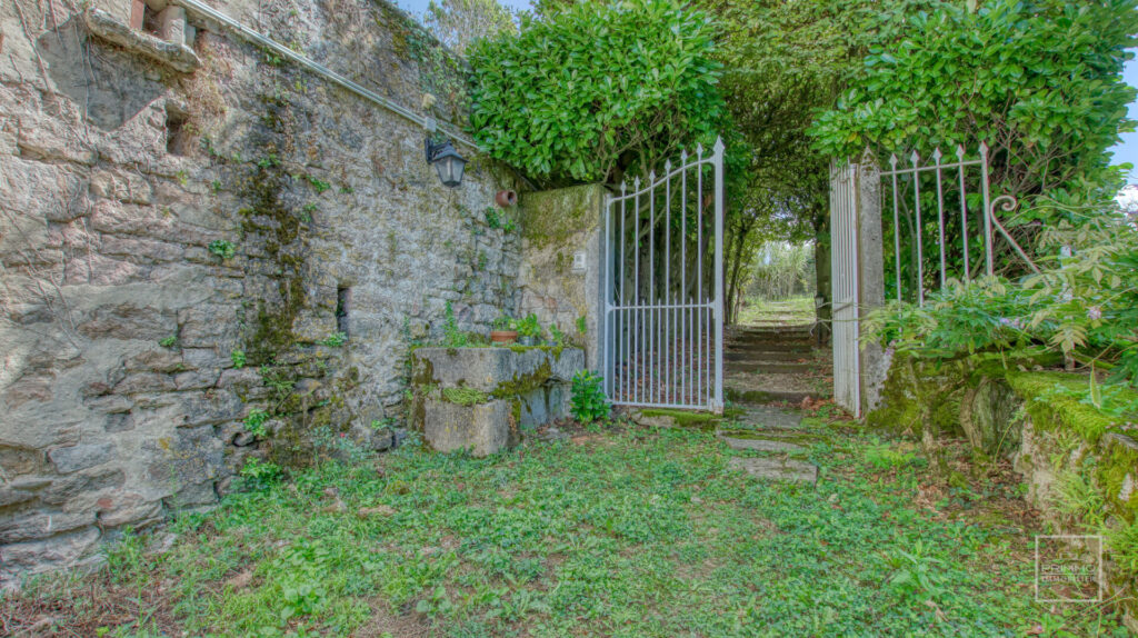 Saint Didier Au Mont D’or – Maison de caractère avec vue ouest panoramique