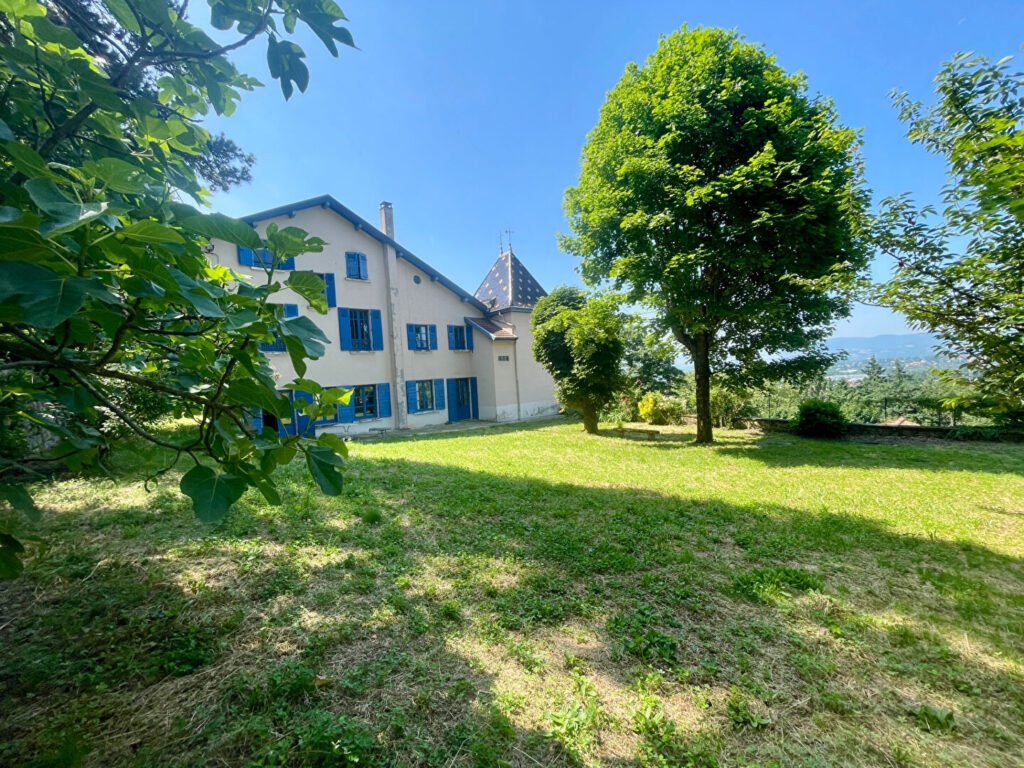 Saint Didier Au Mont D’or – Maison de caractère avec vue ouest panoramique