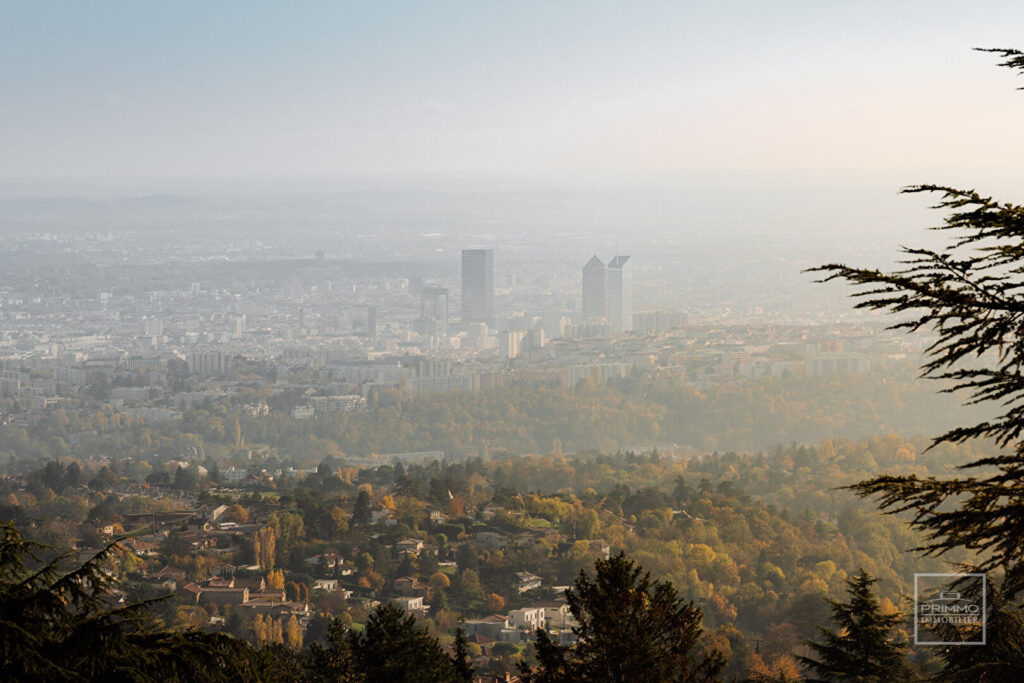 Saint Didier Au Mont D&rsquo;Or, Terrain à bâtir de 1 993m² avec vue sur Lyon et les Monts D&rsquo;Or