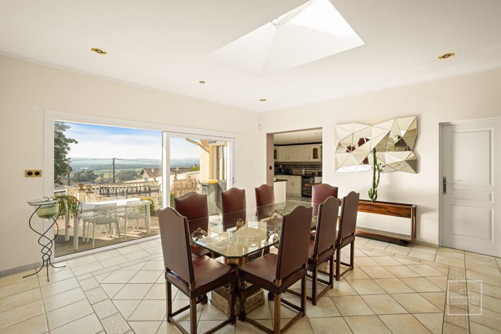 REYRIEUX – MAISON BOURGEOISE, VUE PANORAMIQUE, 300m², JARDIN & PISCINE