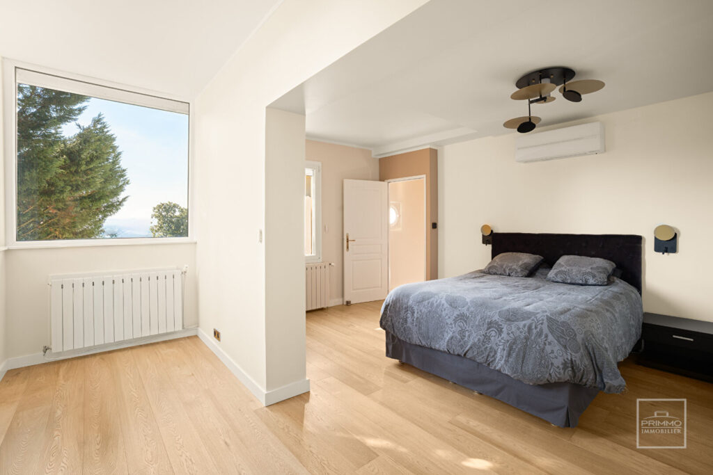 REYRIEUX – MAISON BOURGEOISE, VUE PANORAMIQUE, 300m², JARDIN & PISCINE