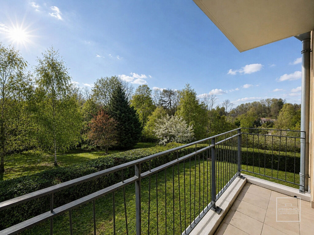 SAINT DIDIER AU MONT D’OR – T5 de 104.58m² au dernier étage sans vis à vis