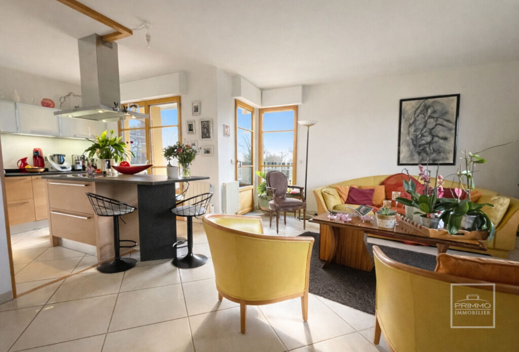SAINT DIDIER AU MONT D’OR – T5 de 104.58m² au dernier étage sans vis à vis