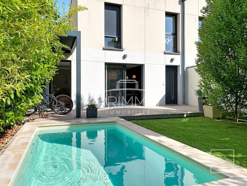 Centre village de Limonest, maison de 111m² habitables avec 4 chambres