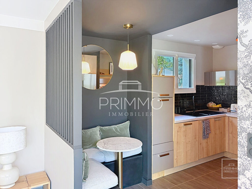 Centre village de Limonest, maison de 111m² habitables avec 4 chambres