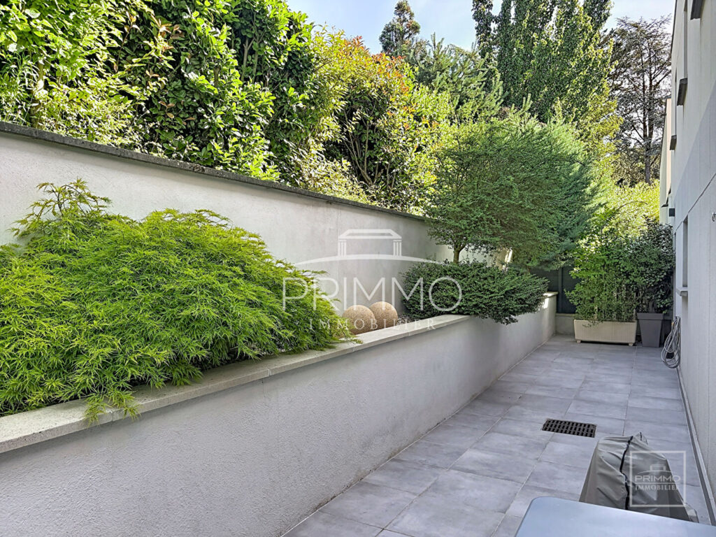 Centre village de Limonest, maison de 111m² habitables avec 4 chambres