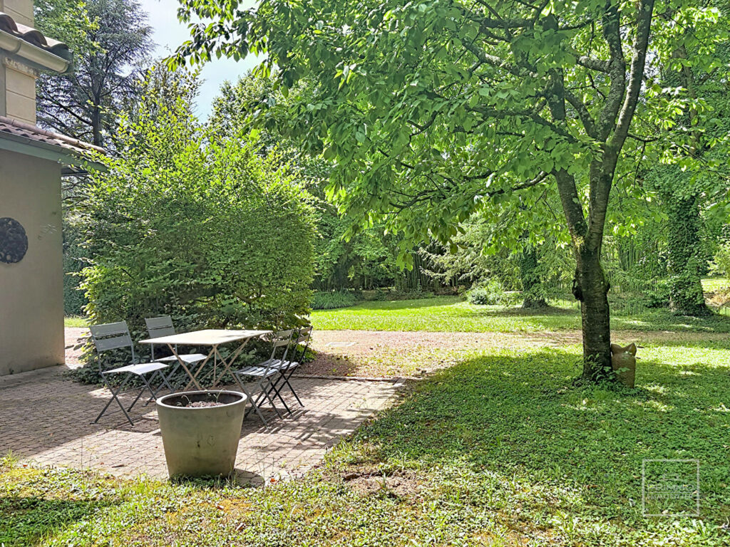 Saint-Cyr Au Mont d&rsquo;Or Appartement T3 de 120m² habitables dans une superbe propriété
