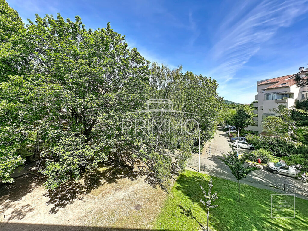 Plateau de Saint Rambert T3 avec vue dégagée en étage élevé
