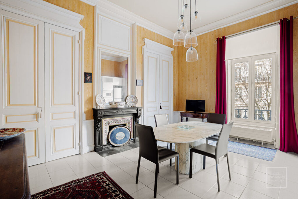 LYON 6, TETE D&rsquo;OR,  ANCIEN HOTEL PARTICULIER, 169.26m², GRAND GARAGE