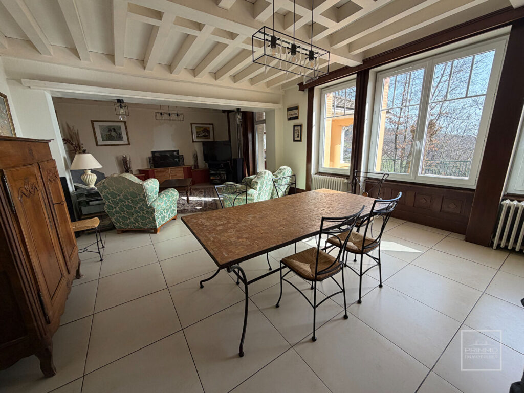 Maison de MAITRE 12 pièce(s) 354 m2