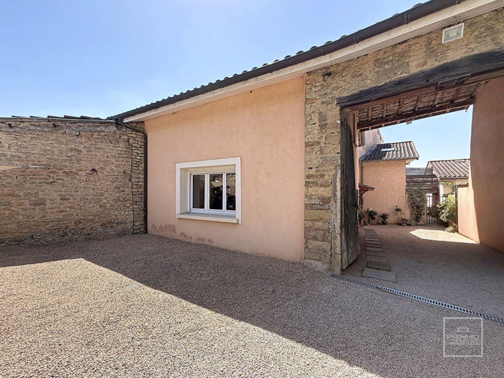 SAINT DIDIER AU MONT D&rsquo;OR Maison ancienne de 117m²  (133m² au sol) avec un jardin de 160m²