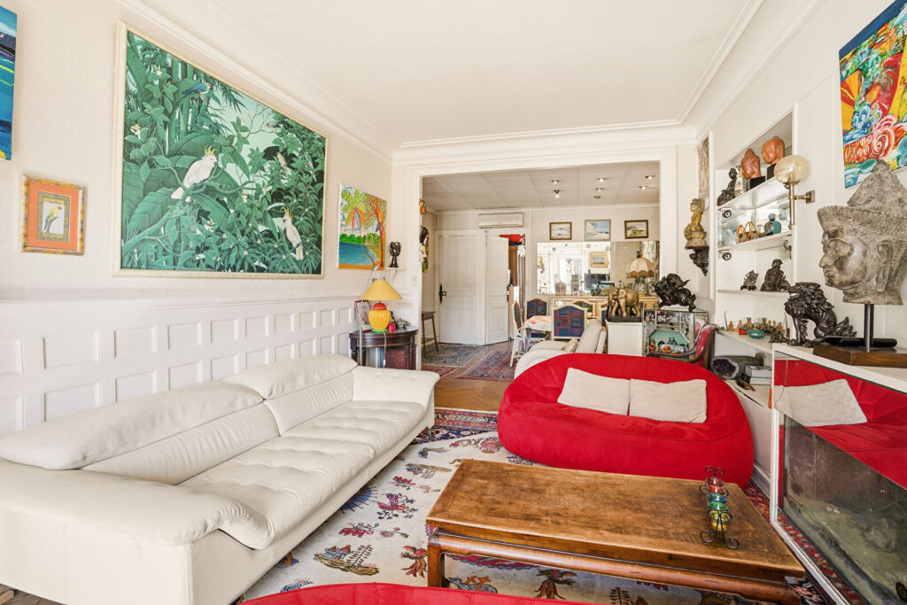 LYON 3, DERNIER ETAGE, 154.54m², BALCON FILANT