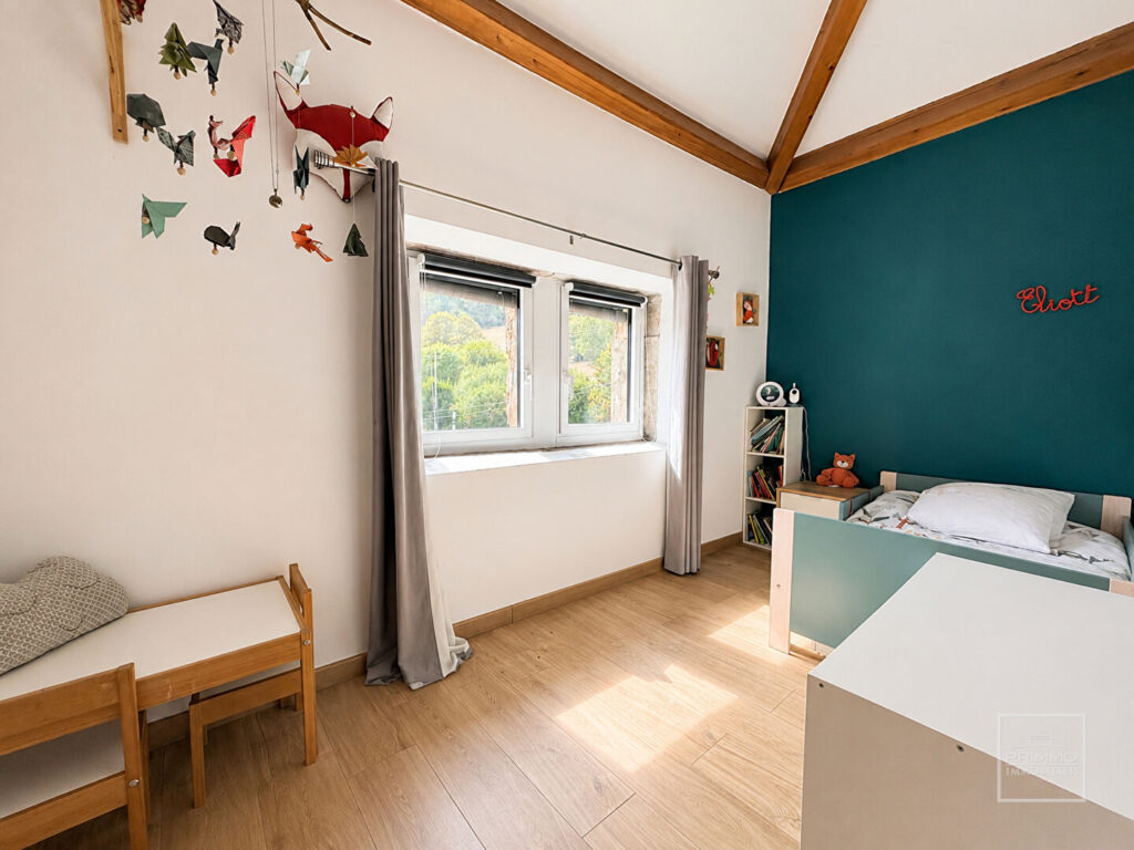 POLEYMIEUX AU MONT D&rsquo;OR , 115m², TERRASSE & VUE DEGAGÉE