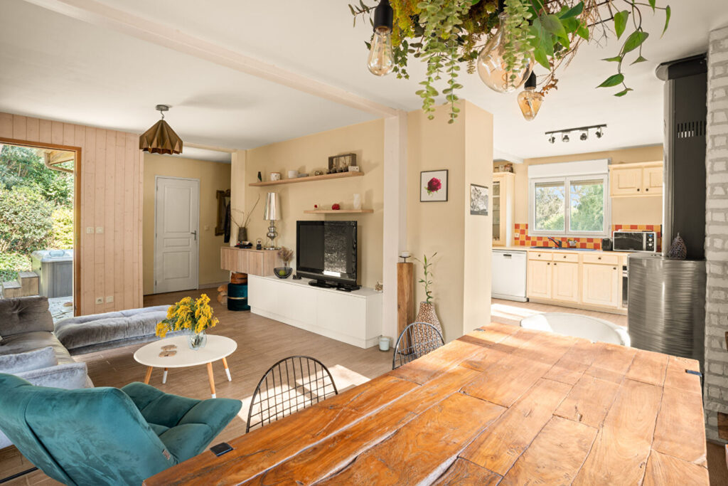 Collonges au Mont d’or, appartement en duplex dans un écrin de verdure