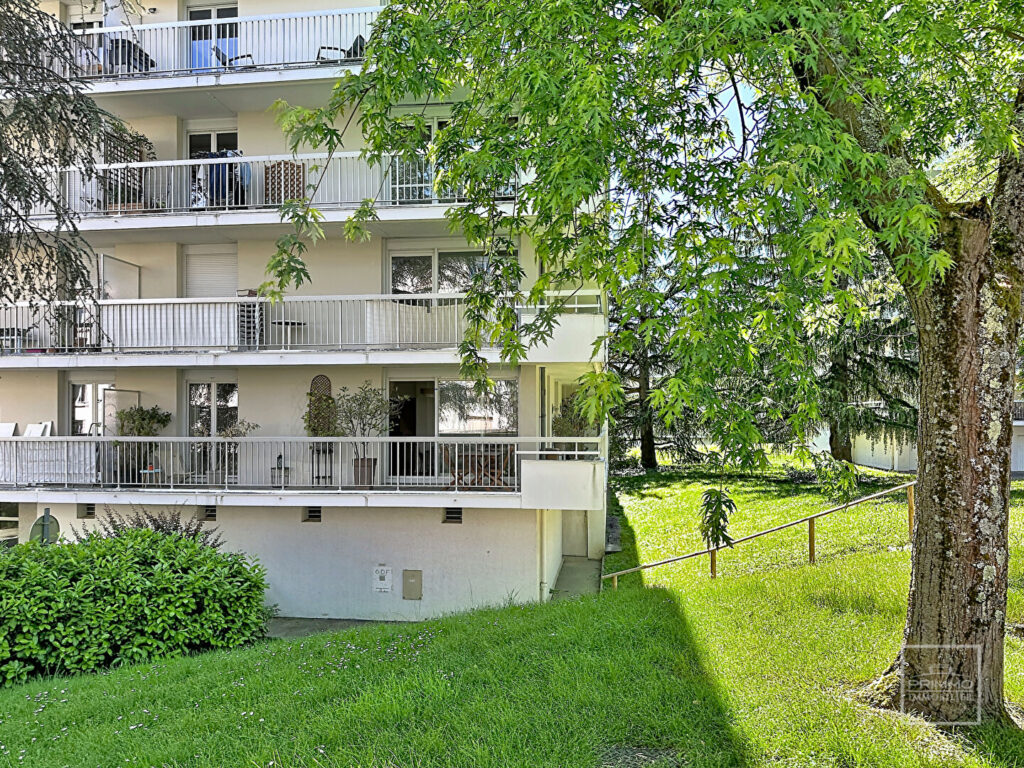 Saint Rambert, dans un parc au calme, Appartement T3 de 75m² avec balcon de 32m²