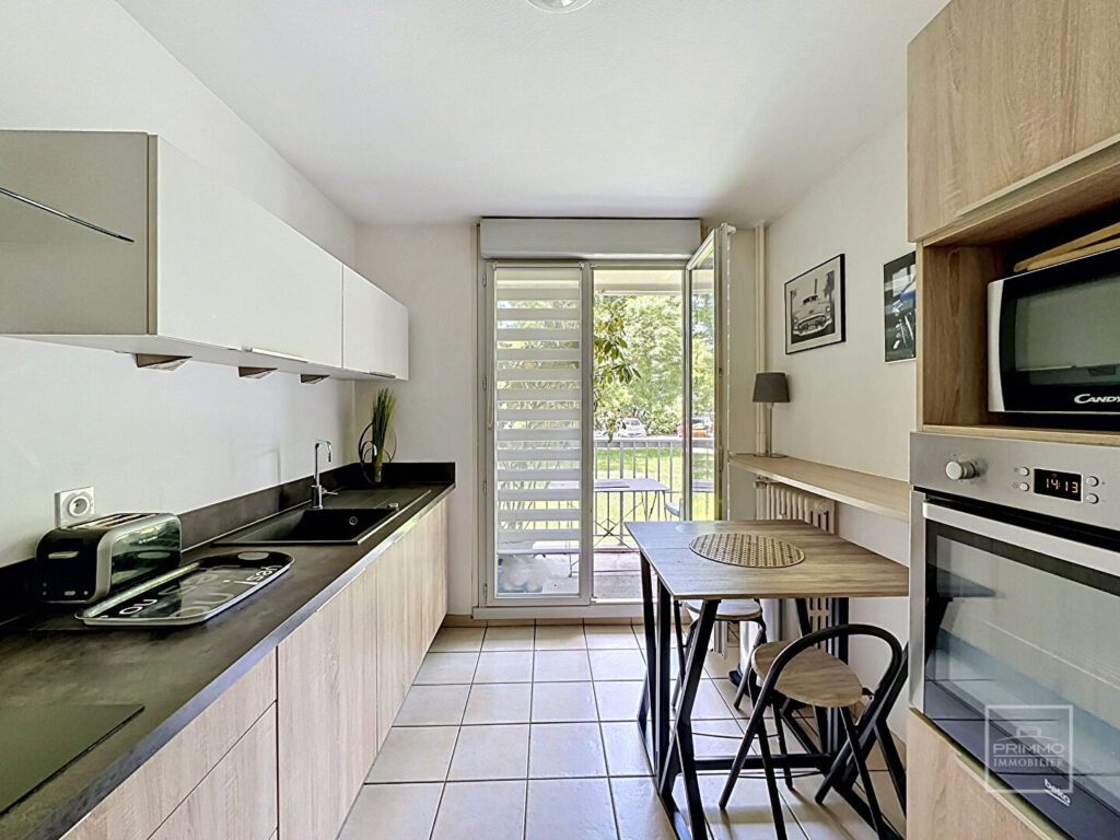Saint Rambert, dans un parc au calme, Appartement T3 de 75m² avec balcon de 32m²
