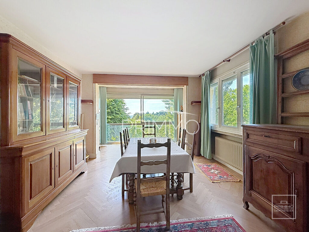 Saint Cyr Au Mont D’Or, maison de 264m² + 210m² utiles sur terrain de 1600m²