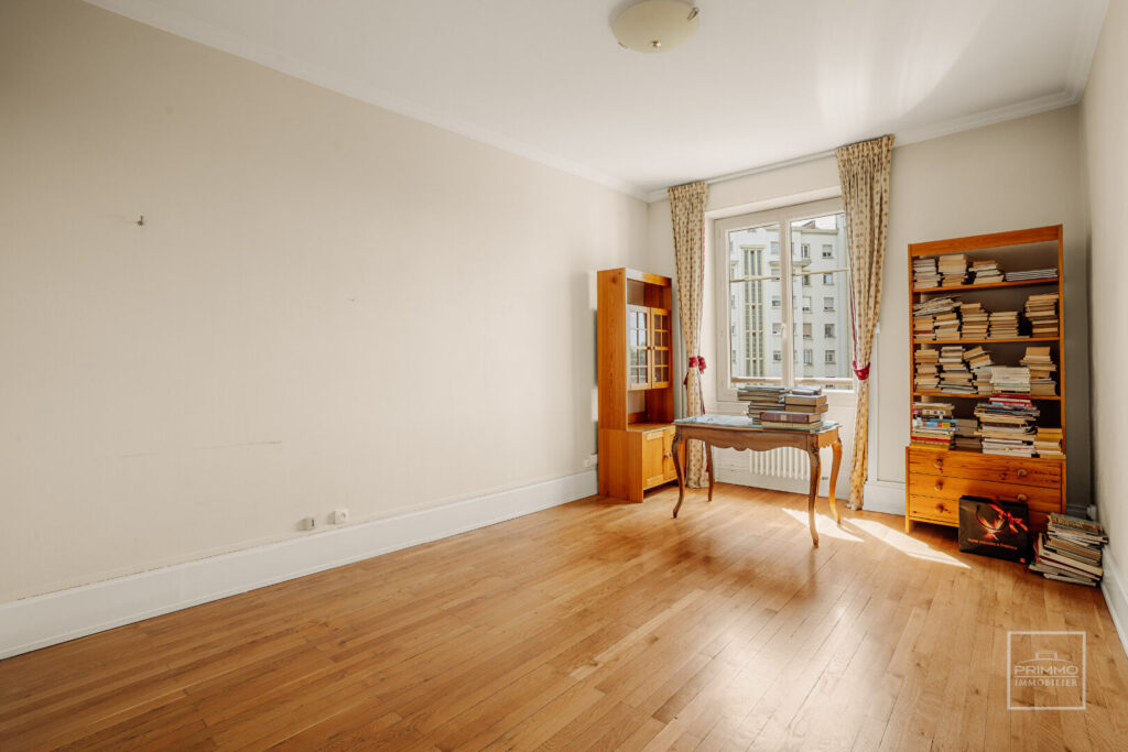 LYON 7, JEAN MACE, APPARTEMENT T3, 81 m², CAVE