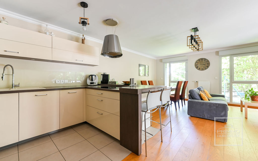 Appartement Saint Germain Au Mont D&rsquo;or, 90 m2, 3 chambres, terrasse, garage