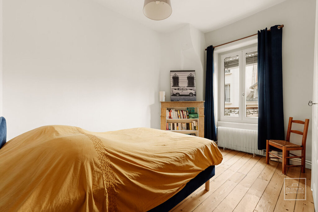 LYON 6, DERNIER ETAGE, 77.02m²