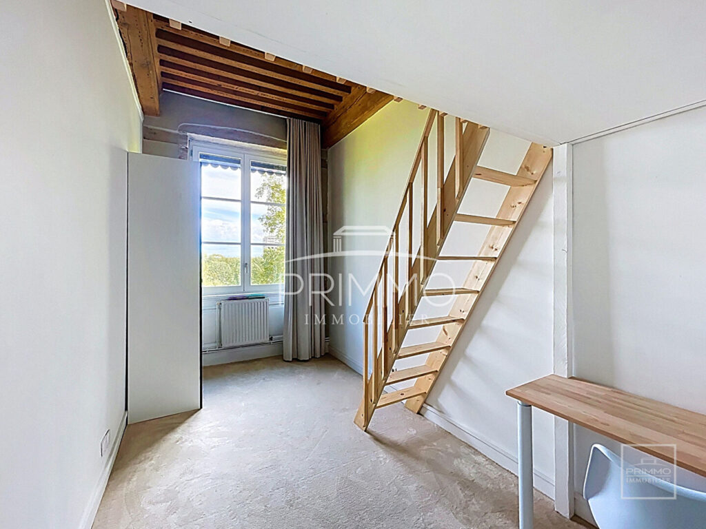 LYON 4, 148m², VUE DEGAGÉE