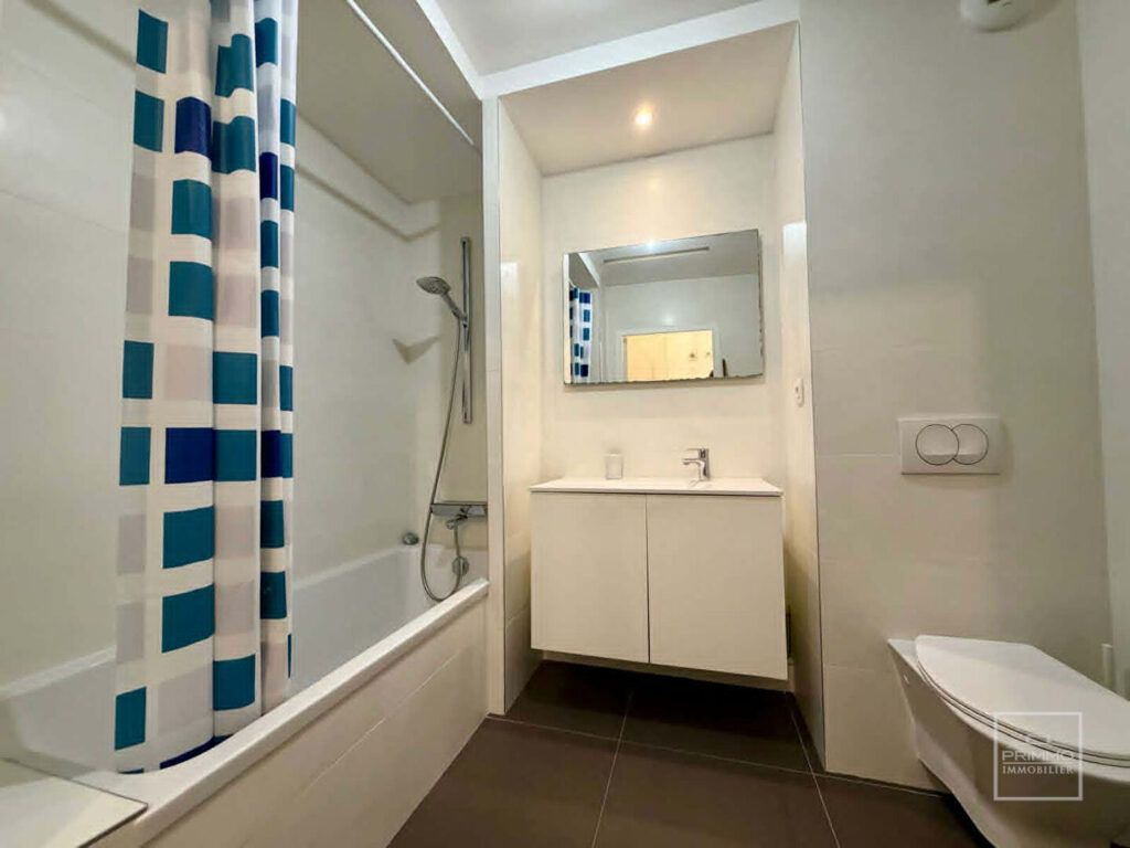 LYON 5, DEBROUSSE PARC, 31.4m², TERRASSE