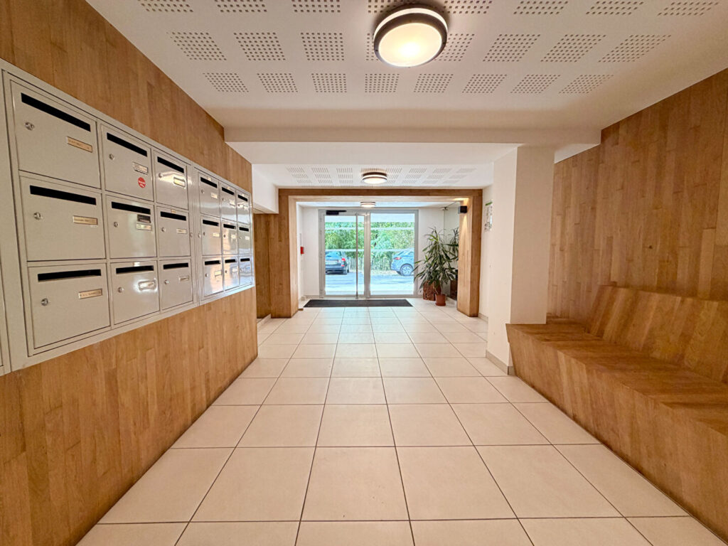 Saint Didier Au Mont D Or appartement T3 de 67.60m² avec terrasse en dispositif BRS
