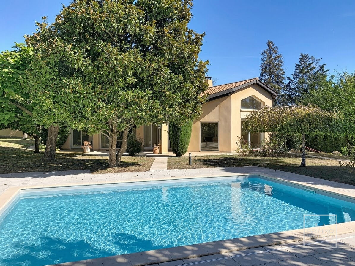 Saint Cyr Au Mont D&rsquo; Or – Maison de 230m2 habitables sur 1500m² de terrain au calme