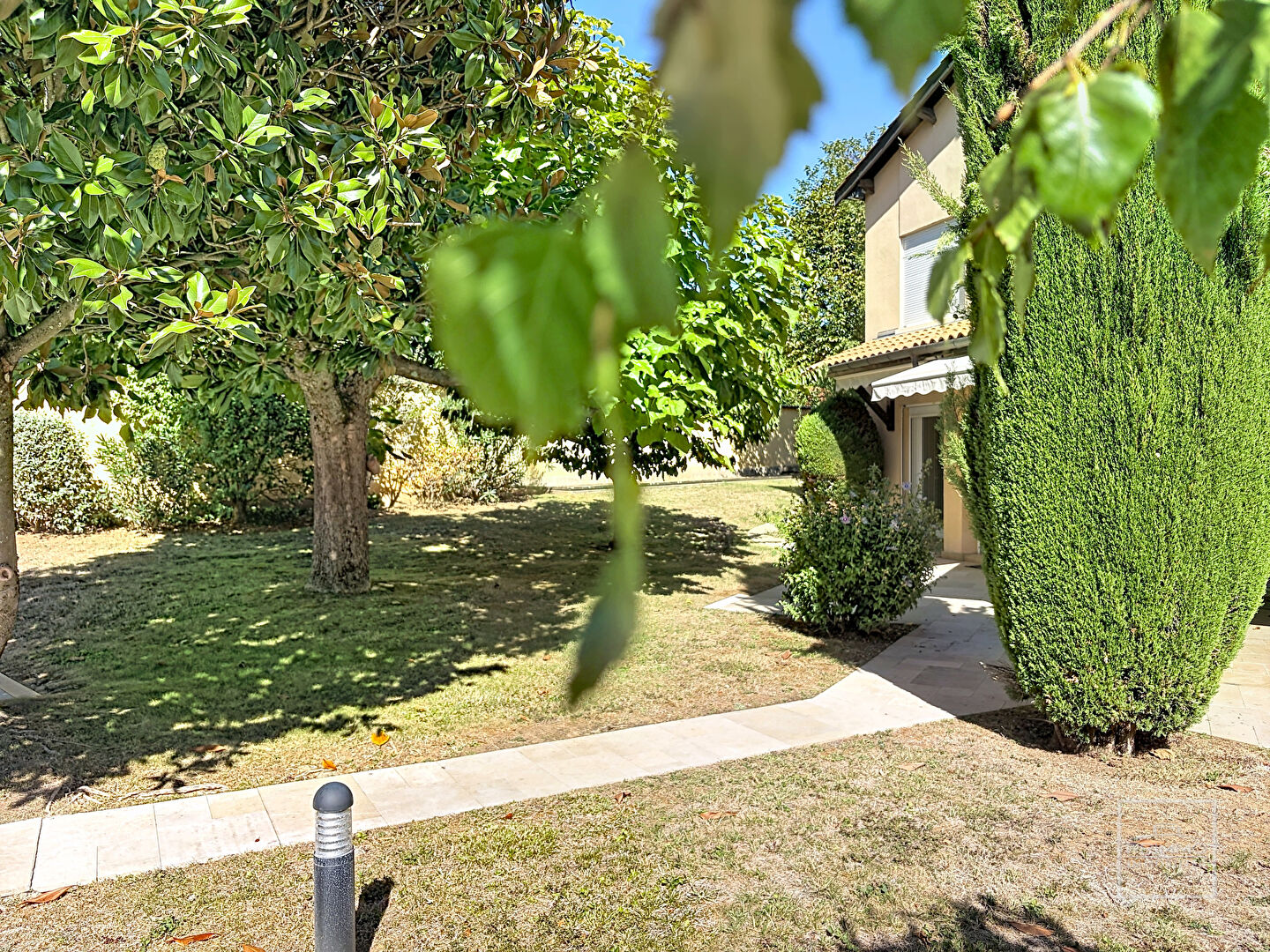 Saint Cyr Au Mont D&rsquo; Or – Maison de 230m2 habitables sur 1500m² de terrain au calme