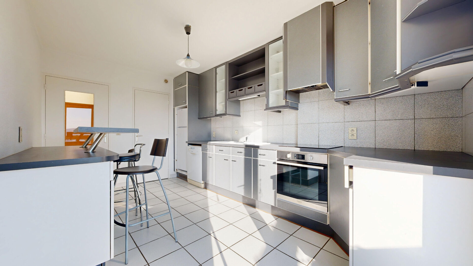 ST DIDIER AU MONT D&rsquo;OR , Centre Village, grand Appartement de 153m², au calme avec vue à180°