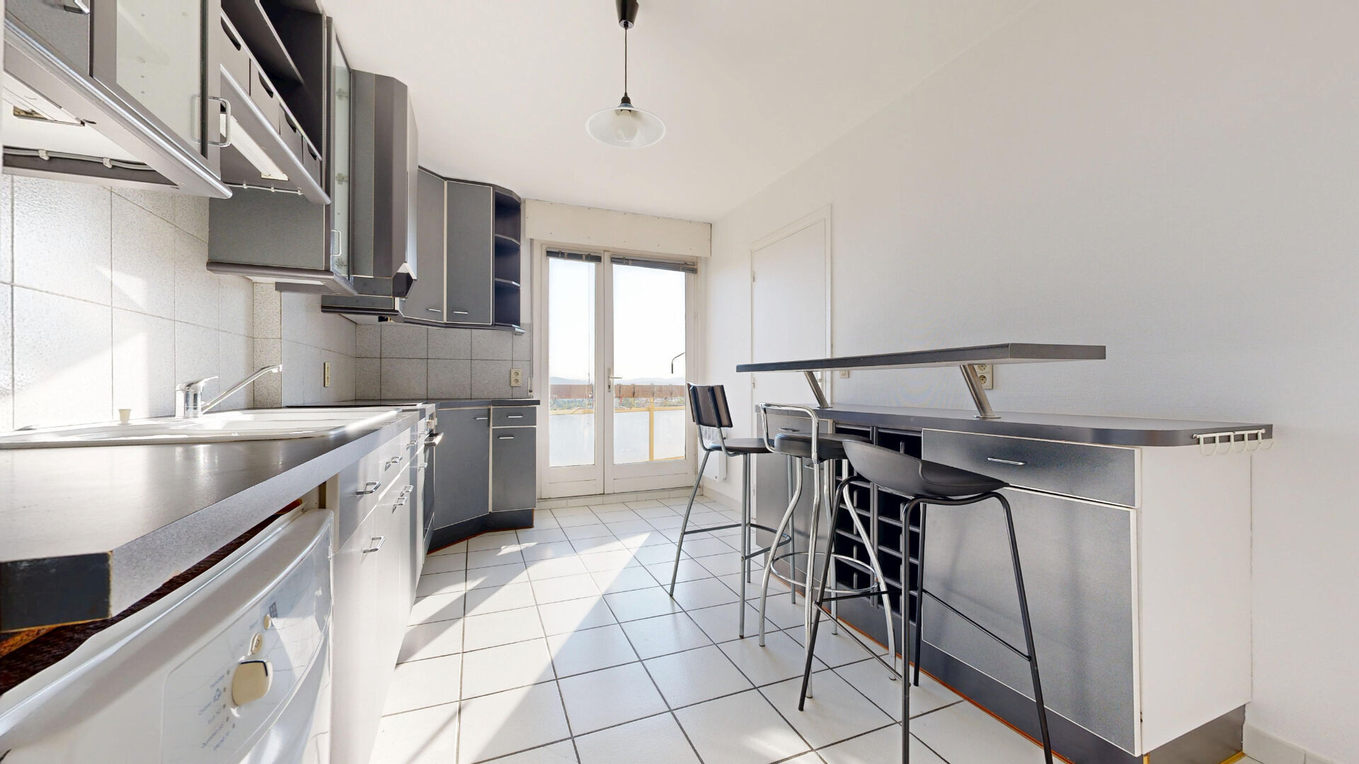 ST DIDIER AU MONT D&rsquo;OR , Centre Village, grand Appartement de 153m², au calme avec vue à180°