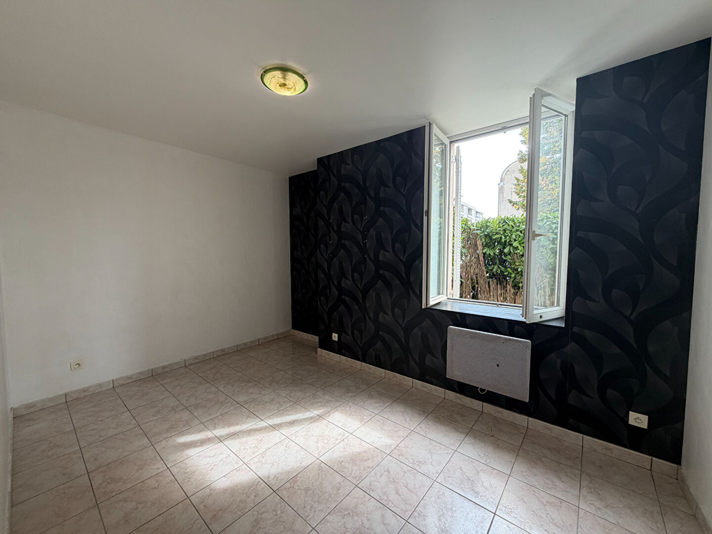 Appartement T3 avec terrasse – Centre Craponne