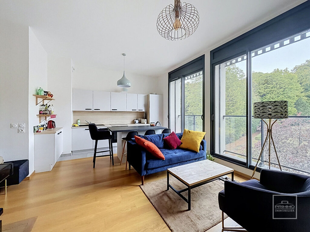 Saint Didier au Mont d&rsquo;Or, Appartement T2 de 45.66 m²  + combles aménageables