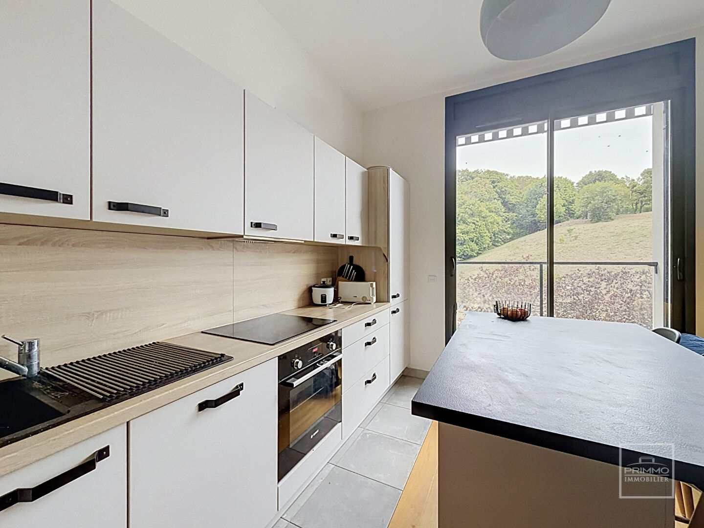 Saint Didier au Mont d&rsquo;Or, Appartement T2 de 45.66 m²  + combles aménageables