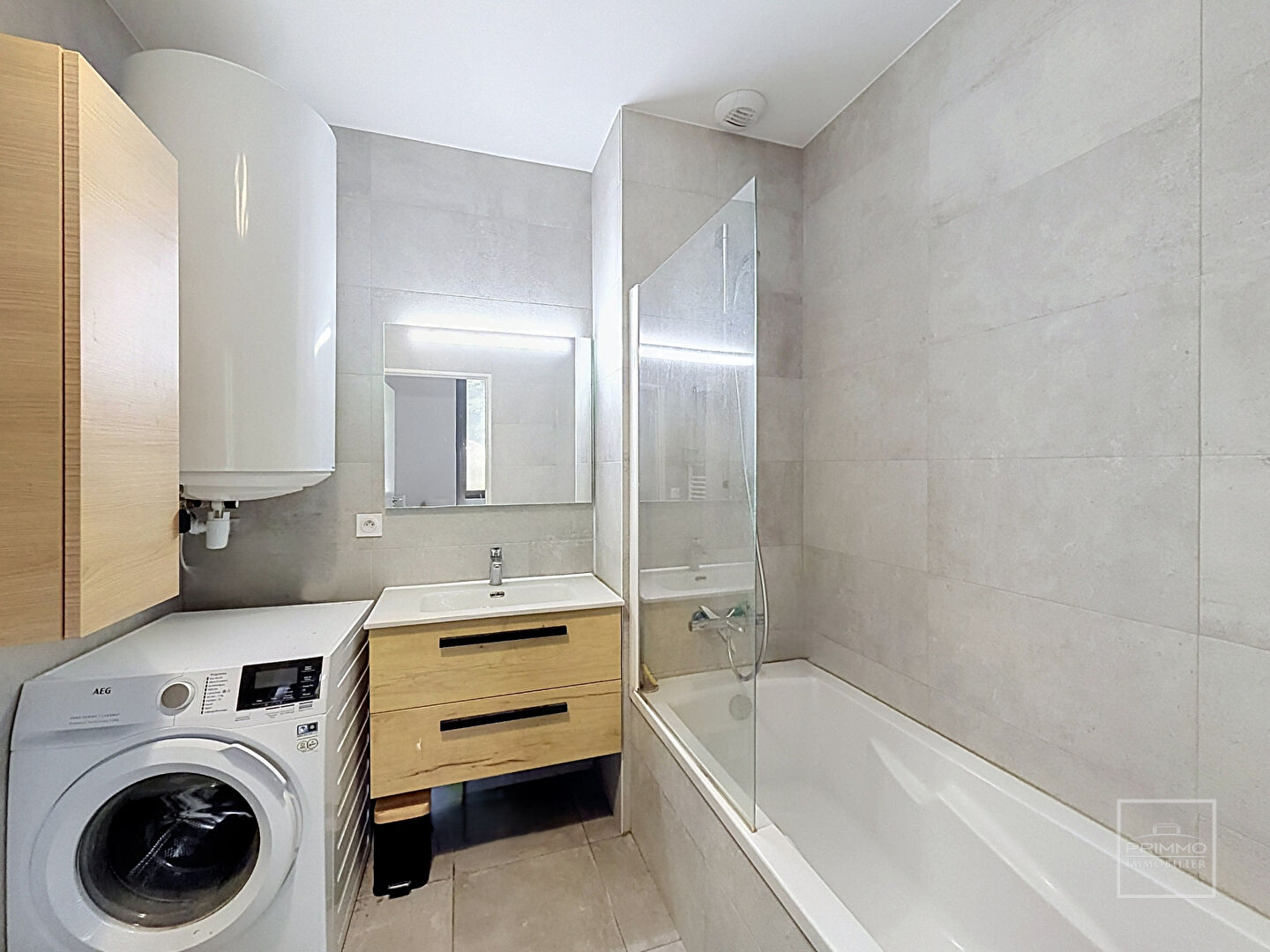 Saint Didier au Mont d&rsquo;Or, Appartement T2 de 45.66 m²  + combles aménageables