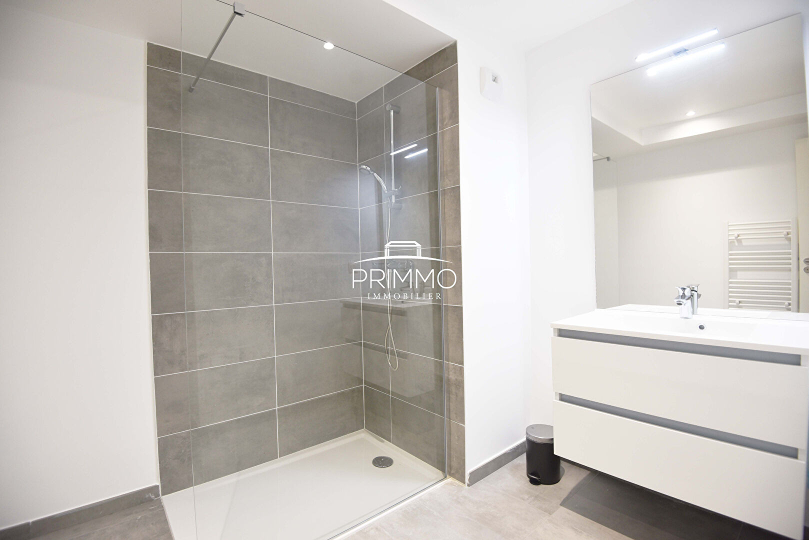 Appartement Saint Cyr Au Mont D&rsquo;or 2 pièce(s) 48 m2 – MEUBLE